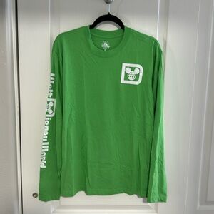 Walt Disney World, long sleeve green shirt size medium NWT